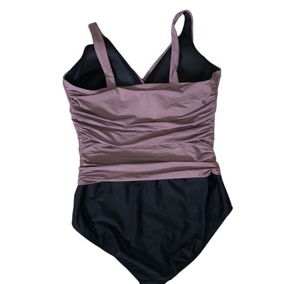 Lands End Tummy Control Chlorine Resistant V-neck Wrap 1 Piece Swimsuit Size 16 - Picture 2 of 6